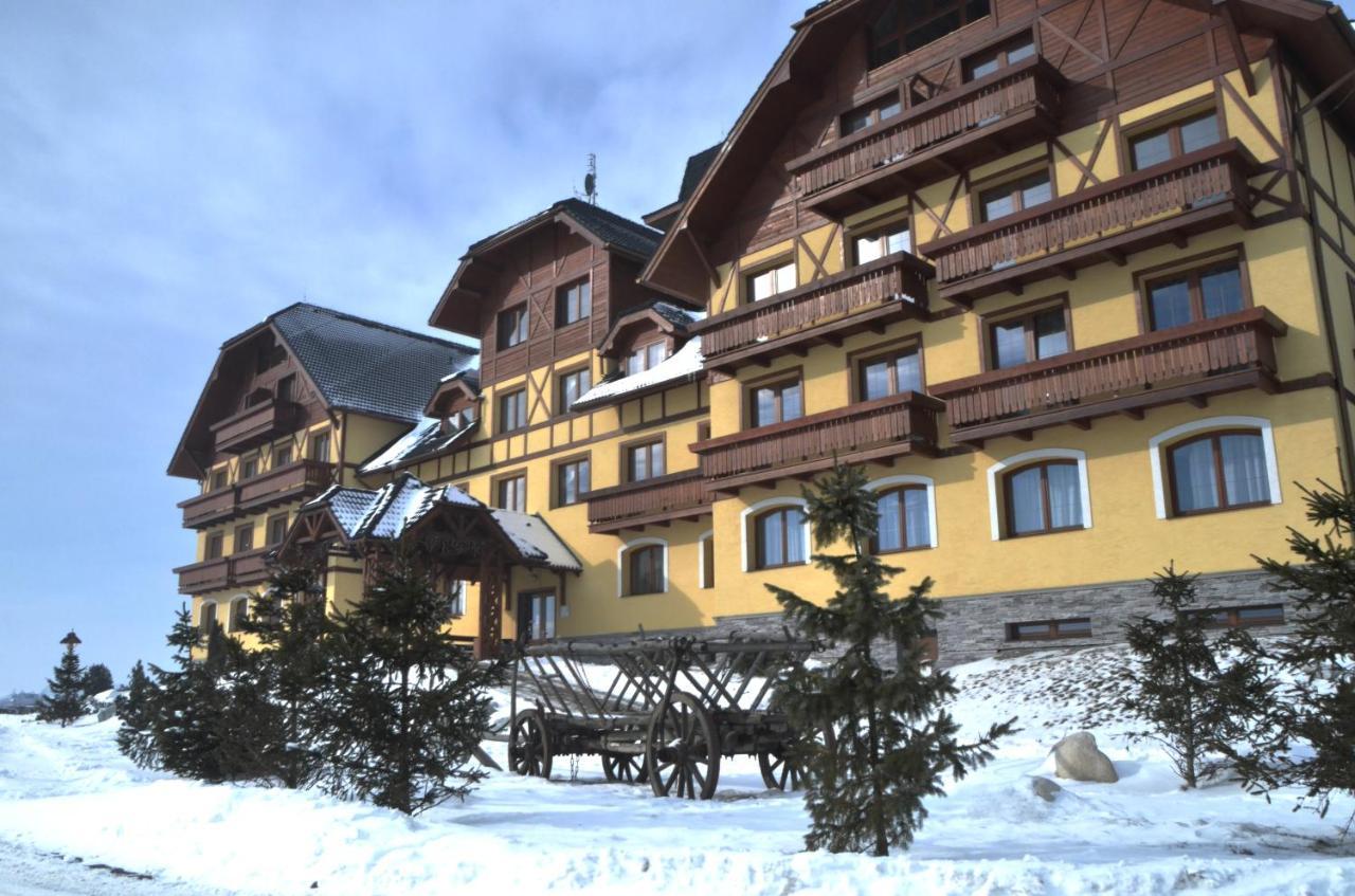 Apartmany Sileas Vel'ka Lomnica Exterior foto